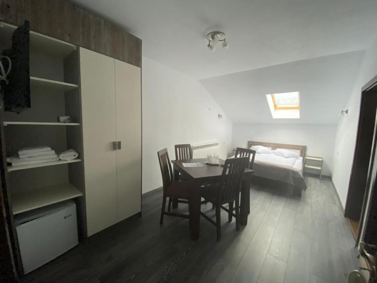 Maison Platanus Voineasa Extérieur photo